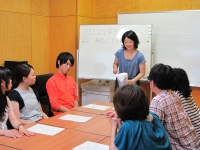 2.　大学において模擬授業を行い、学習指導案を完成させる
